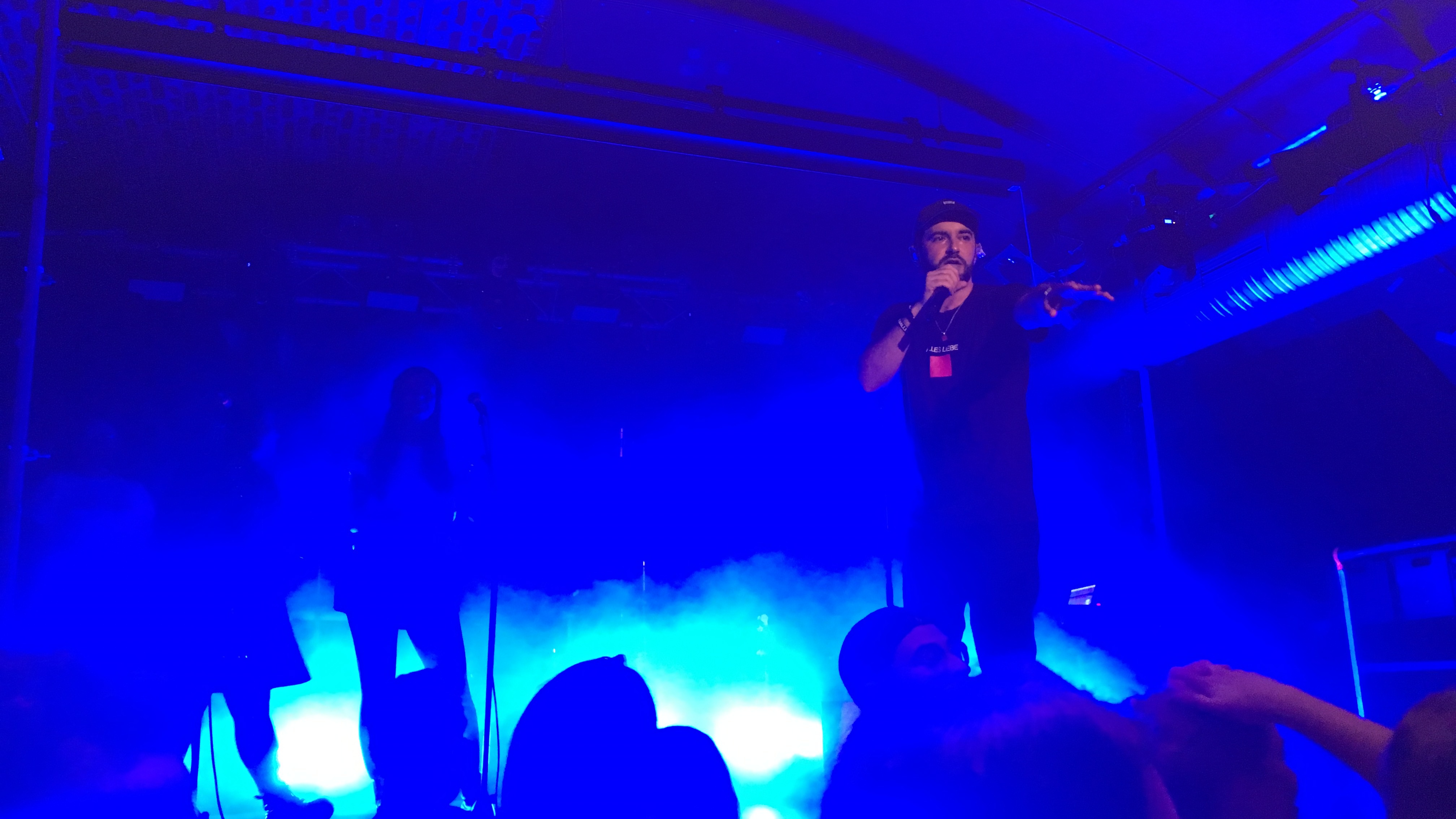 You are currently viewing Rap und Soul – Chefket im Club Bahnhof Ehrenfeld
