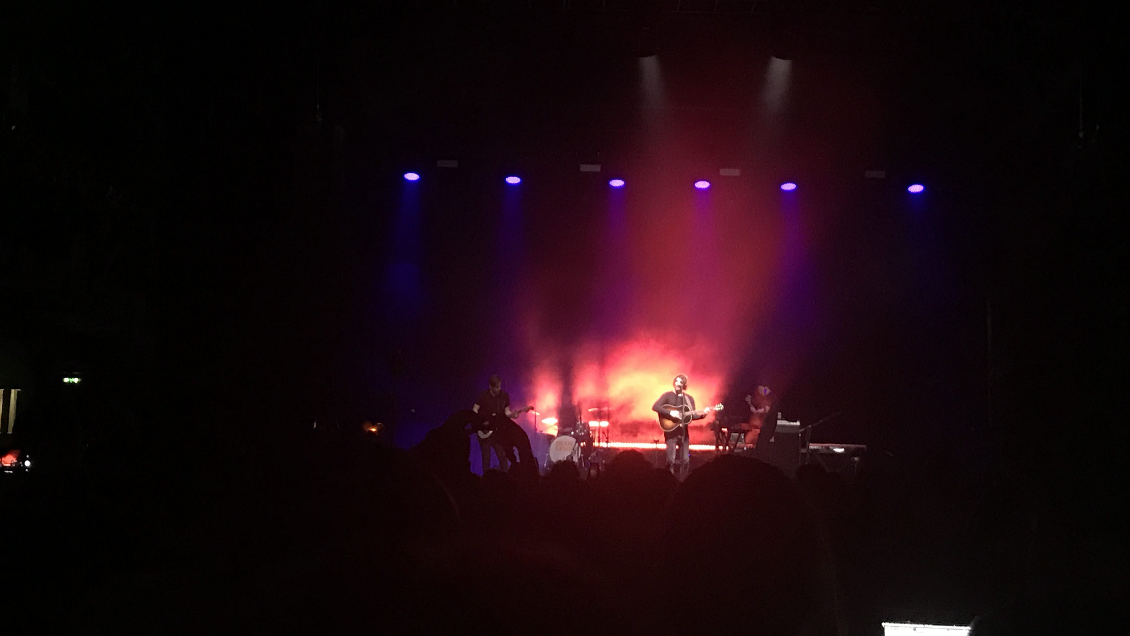 You are currently viewing Herzschmerz to go – Dean Lewis in Köln